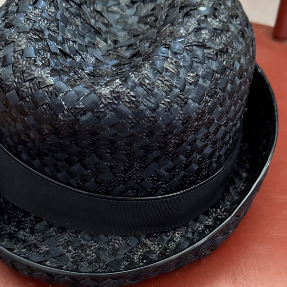 Vintage Navy Woven Straw Boater Hat with Ribbon Trim - Picture 2 of 4